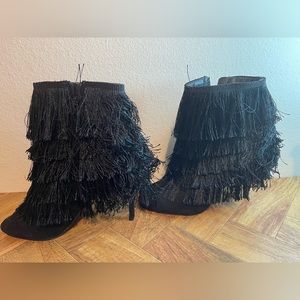Black Hot Tomato Fringe opened toes Ankle Boots